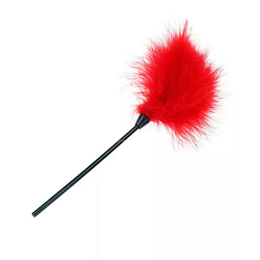 Pluma nican rojo